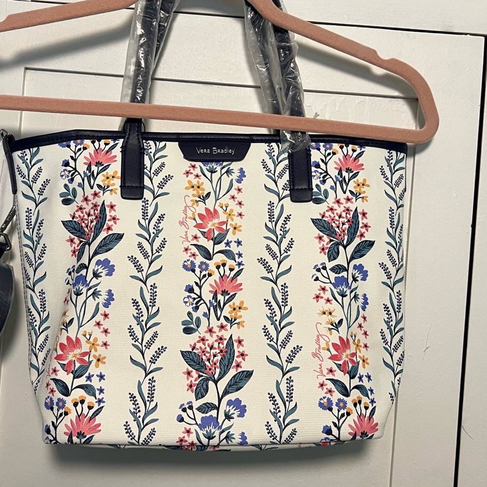 Vera Bradley small everyday tote/crossbody